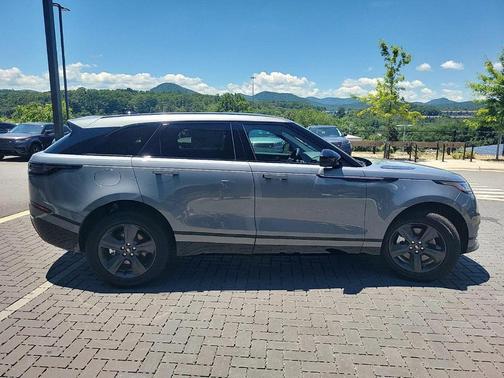 2025 Land Rover Range Rover Velar P250 Dynamic SE