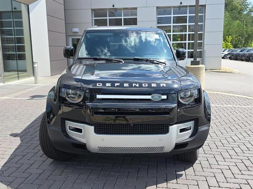 2025 Land Rover Defender P400 S