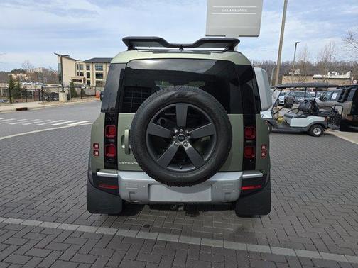 2025 Land Rover Defender P300