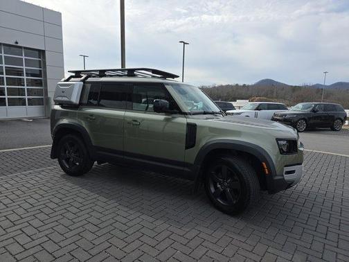 2025 Land Rover Defender P300