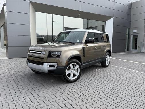 2025 Land Rover Defender P400 S