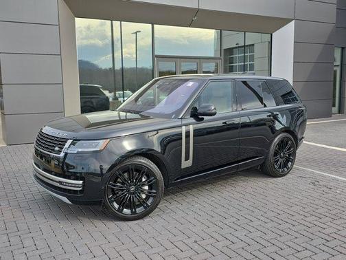 2023 Land Rover Range Rover P530 SE