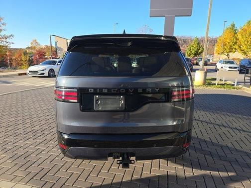 2024 Land Rover Discovery P360 Dynamic SE