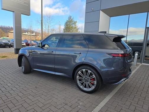 2025 Land Rover Range Rover Sport P400 Dynamic SE