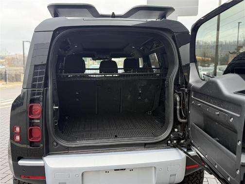 2021 Land Rover Defender 110 S