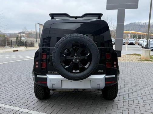 2021 Land Rover Defender 110 S