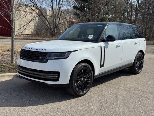 2025 Land Rover Range Rover P400 SE 7 Seat