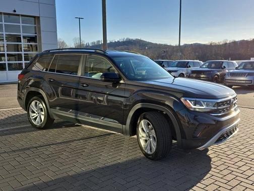 2022 Volkswagen Atlas 3.6L SE w/Technology