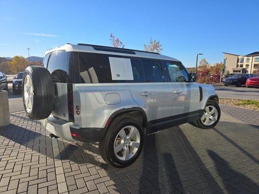 2023 Land Rover Defender 110 Standard