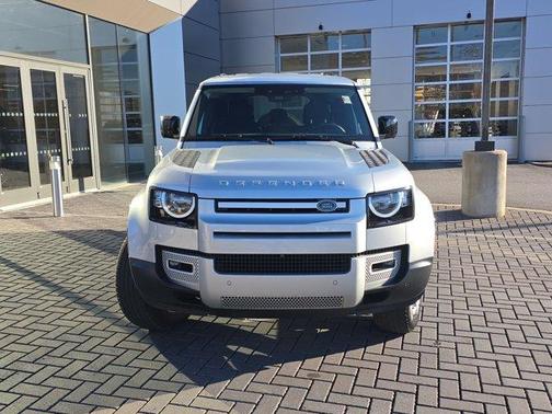 2023 Land Rover Defender 110 Standard