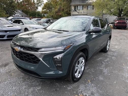 2025 Chevrolet Trax LS