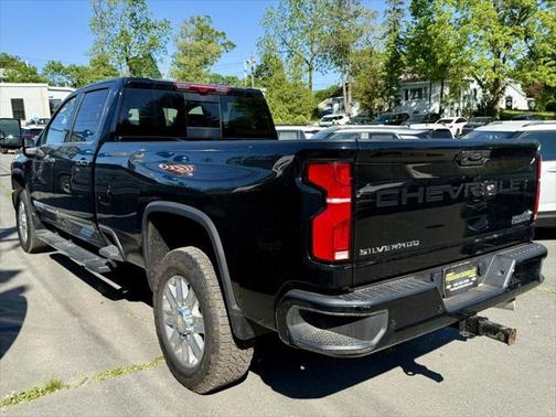 2025 Chevrolet Silverado 2500 High Country