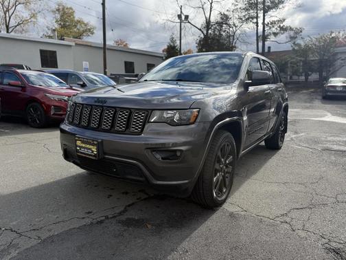 2019 Jeep Grand Cherokee Altitude