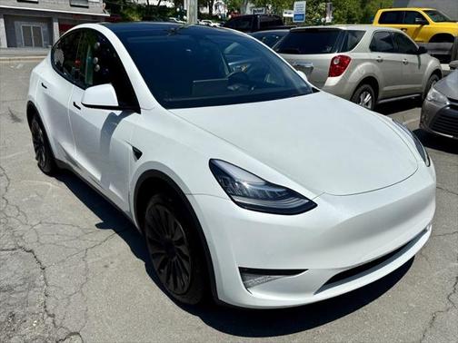 2022 Tesla Model Y Long Range Dual Motor All-Wheel Drive