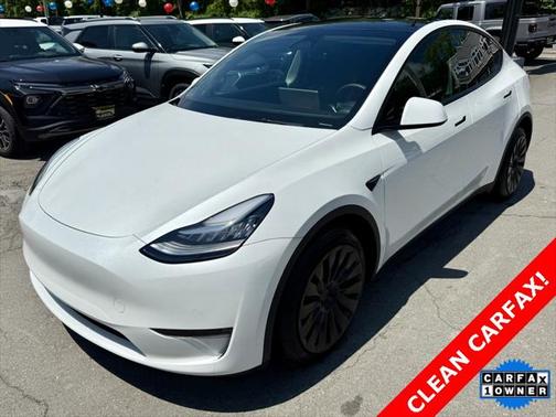 2022 Tesla Model Y Long Range Dual Motor All-Wheel Drive