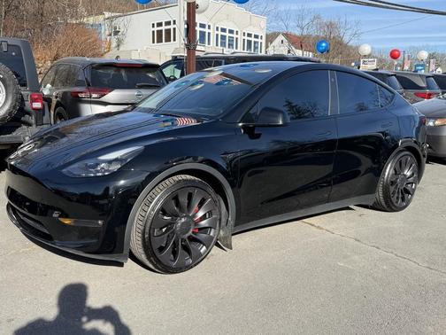 2023 Tesla Model Y Performance Dual Motor All-Wheel Drive