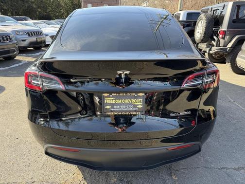 2023 Tesla Model Y Performance Dual Motor All-Wheel Drive