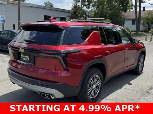 2025 Chevrolet Traverse LT