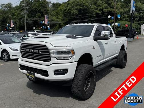 2024 RAM 3500 Laramie Crew Cab 4x4 6'4' Box