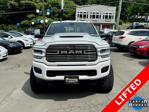2024 RAM 3500 Laramie Crew Cab 4x4 6'4' Box