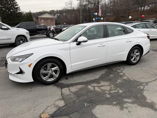2023 Hyundai SONATA SE