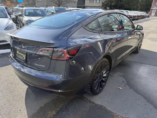 2023 Tesla Model 3 Performance