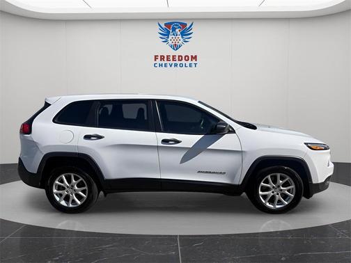 2017 Jeep Cherokee Sport