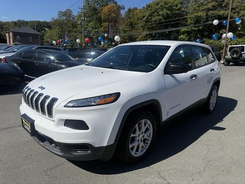 2017 Jeep Cherokee Sport