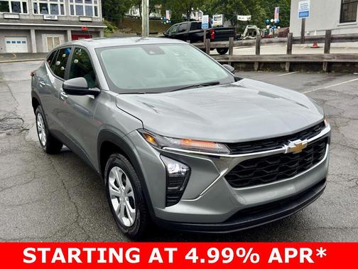 2025 Chevrolet Trax LS