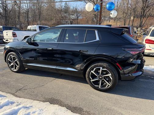 2025 Chevrolet Equinox EV LT