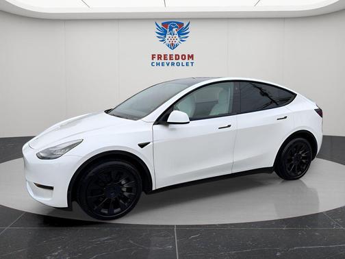 Pearl White Multi-Coat 2021 Tesla Model Y Long Range Dual Motor All-Wheel Drive