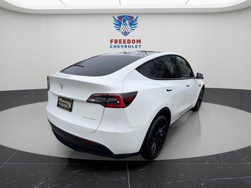 Pearl White Multi-Coat 2021 Tesla Model Y Long Range Dual Motor All-Wheel Drive