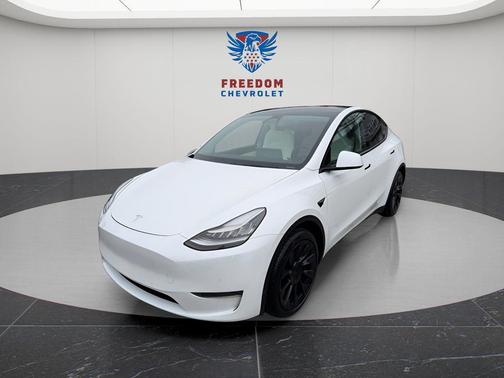 Pearl White Multi-Coat 2021 Tesla Model Y Long Range Dual Motor All-Wheel Drive
