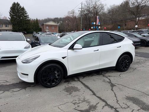 2021 Tesla Model Y Long Range Dual Motor All-Wheel Drive