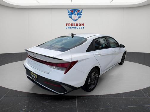 2025 Hyundai ELANTRA Sport