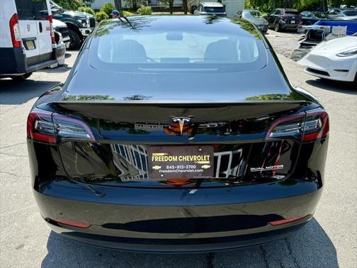 2022 Tesla Model 3 Performance