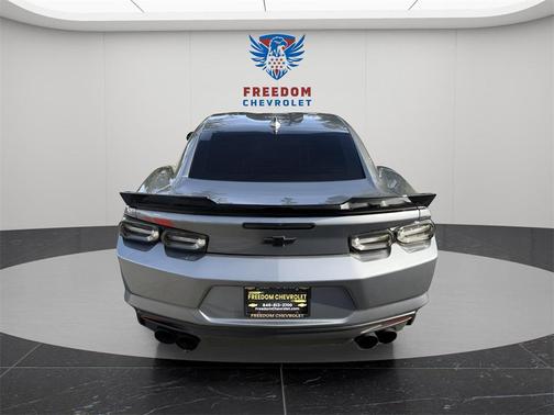 2022 Chevrolet Camaro RWD Coupe LT1