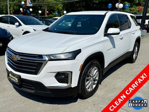 2023 Chevrolet Traverse LT Leather