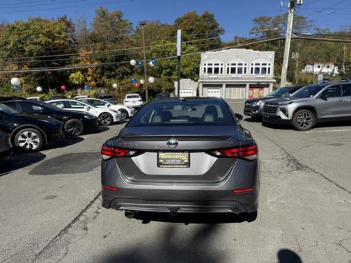 2023 Nissan Sentra SR