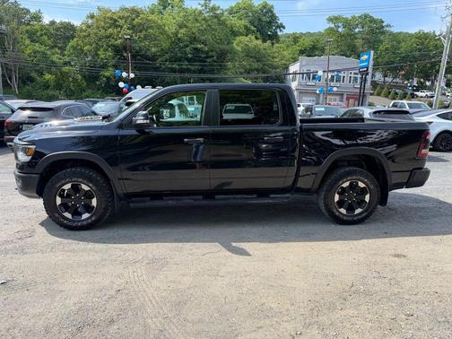 Diamond Black Crystal Pearlcoat 2022 RAM 1500 Rebel