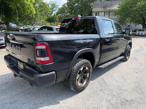 Diamond Black Crystal Pearlcoat 2022 RAM 1500 Rebel
