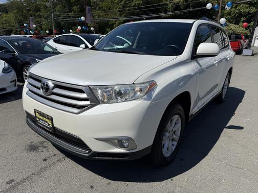 2012 Toyota Highlander SE
