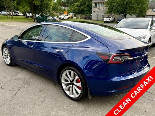 2019 Tesla Model 3 Performance