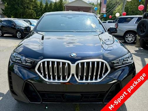 2025 BMW X6 xDrive40i