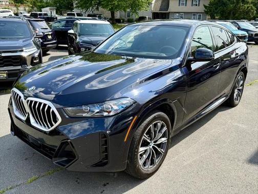 2025 BMW X6 xDrive40i