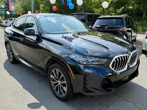2025 BMW X6 xDrive40i