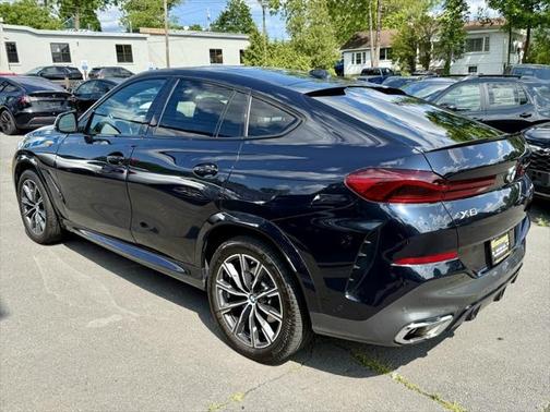 2025 BMW X6 xDrive40i