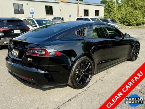 2021 Tesla Model S Plaid