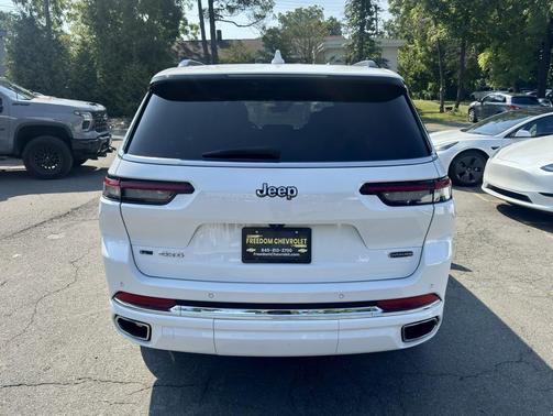 2022 Jeep Grand Cherokee L Overland