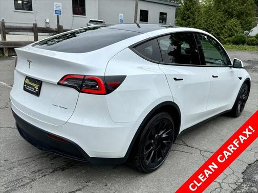 2023 Tesla Model Y Long Range Dual Motor All-Wheel Drive